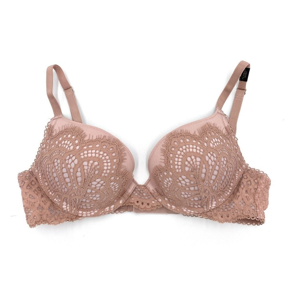 NWT Victoria's Secret Dream Angels Lace Push Up Bra Nude Peach Pink 34C Feminine